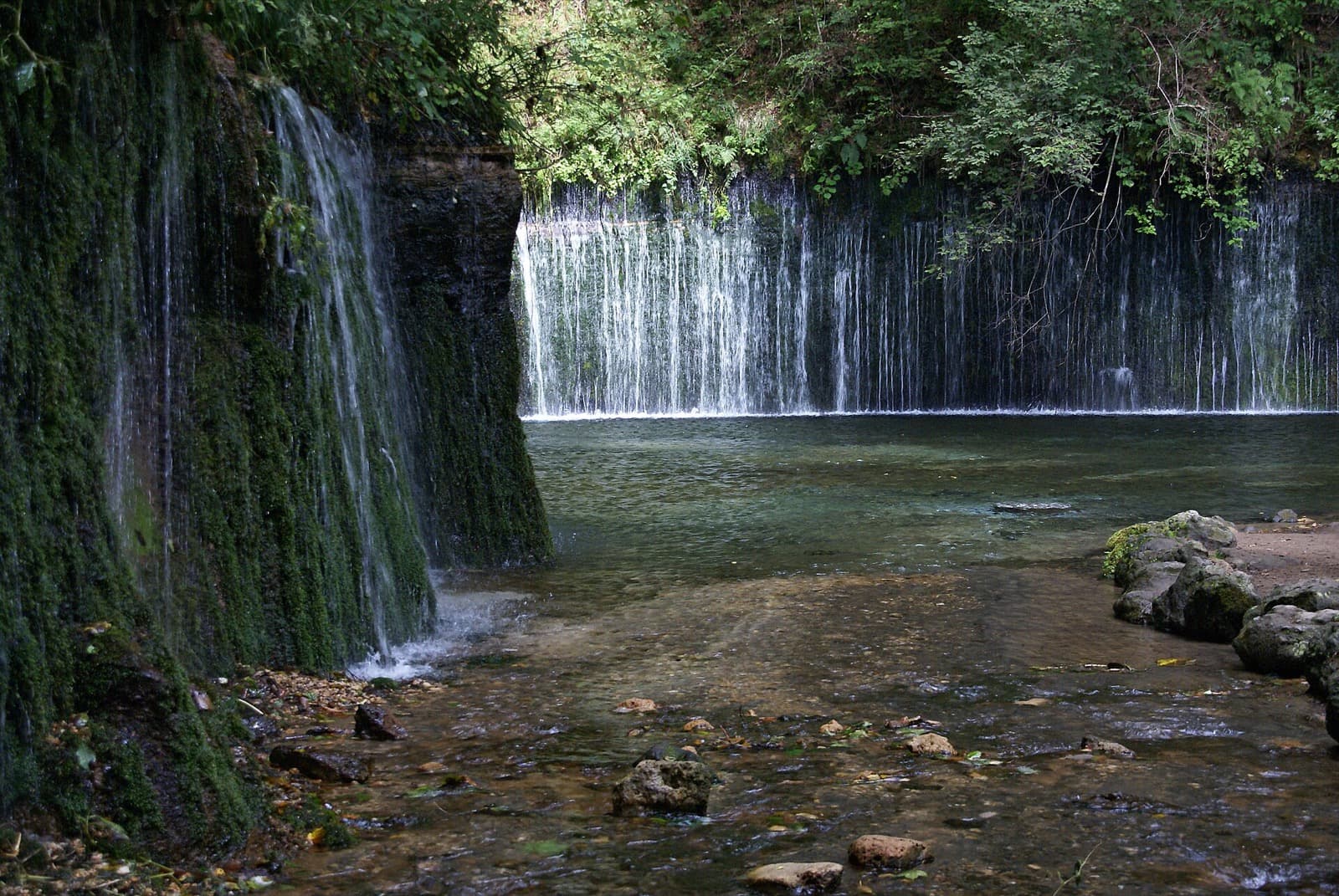 Shiraito Falls — go before the shopping streets