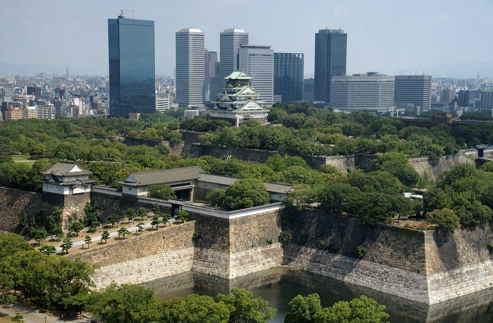 Osaka Night Views & Rooftop Bars 2026: Umeda Sky, Dotombori & Terraces