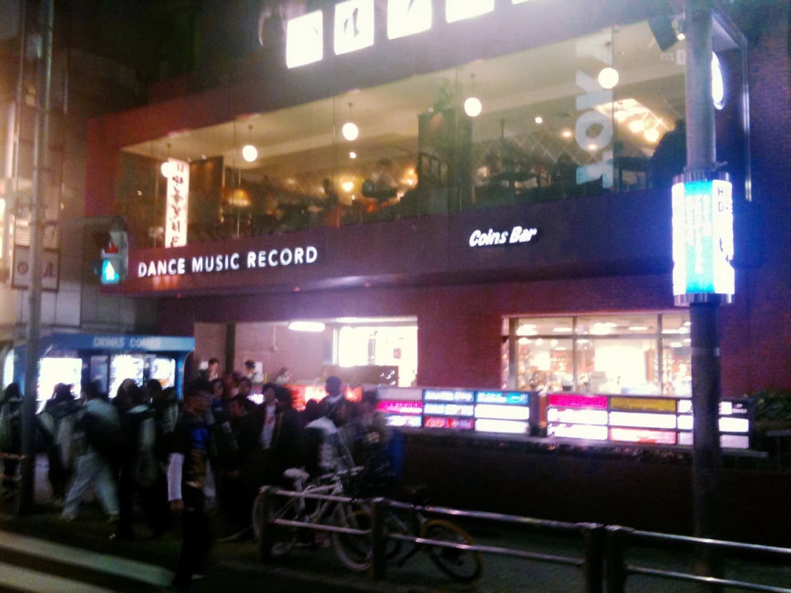 東京のレコードショップ15選|アナログ・CD・掘りの聖地