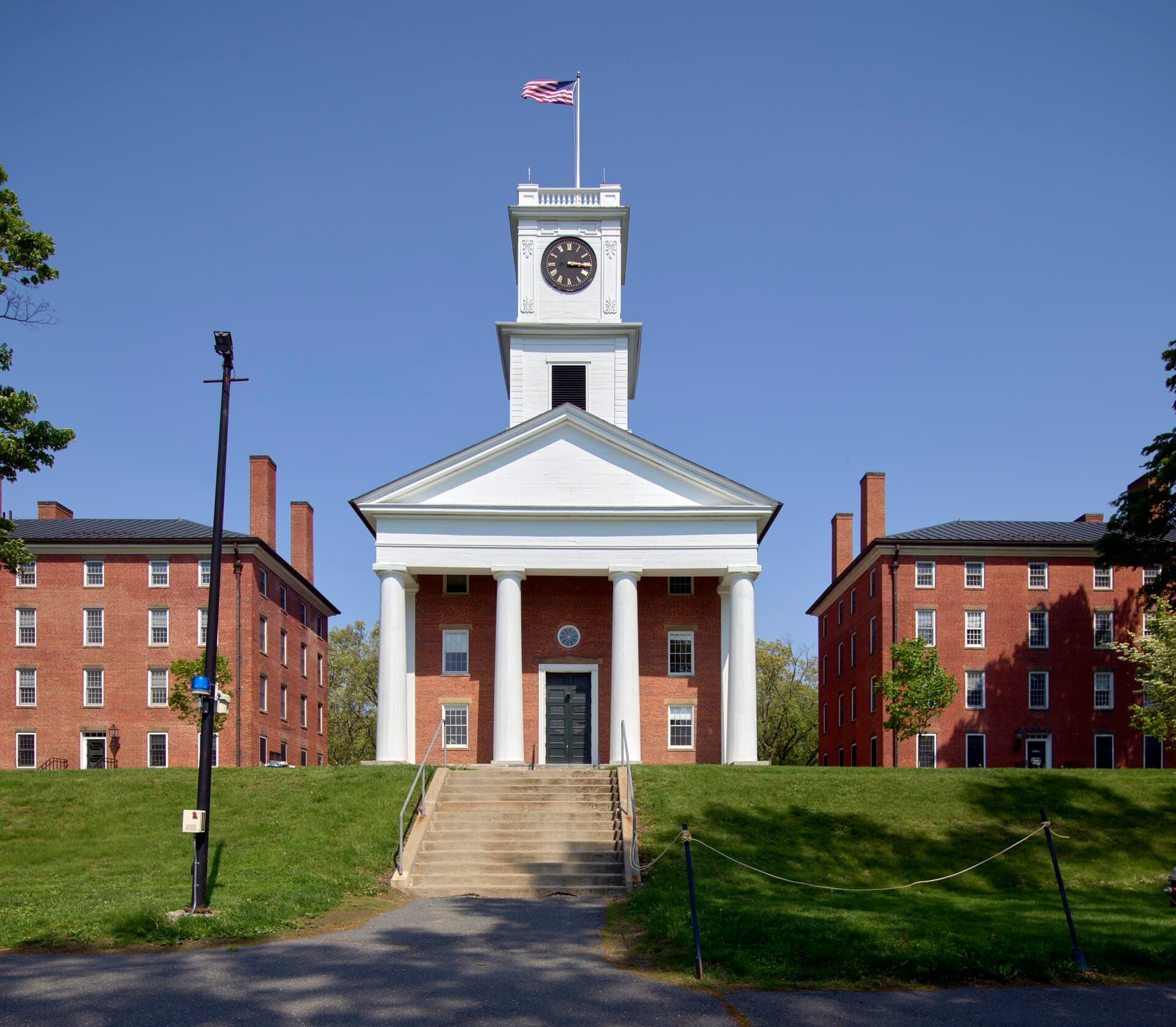 What Is a Liberal Arts College? The US Option Few Japanese Families Know